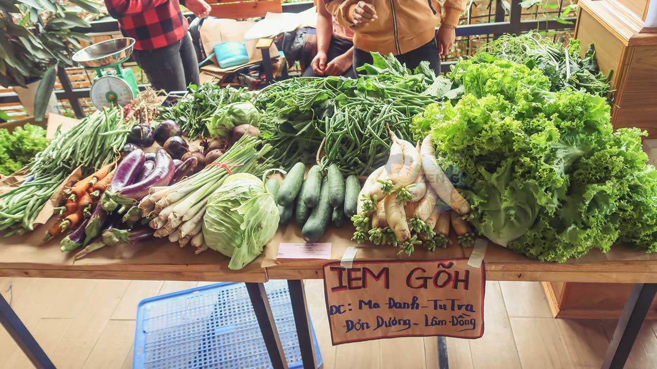 Một gian hàng trong Phiên Chợ Nông Sản Hữu Cơ